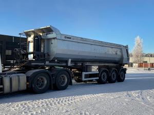 Istrail kippipuoliperävaunu