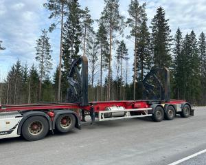 WhatsApp Image 2026-04-17 at